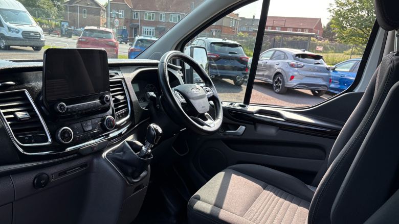 Ford Transit Custom 300 L1 Diesel Fwd 2.0 EcoBlue 130ps Low Roof Limited Van